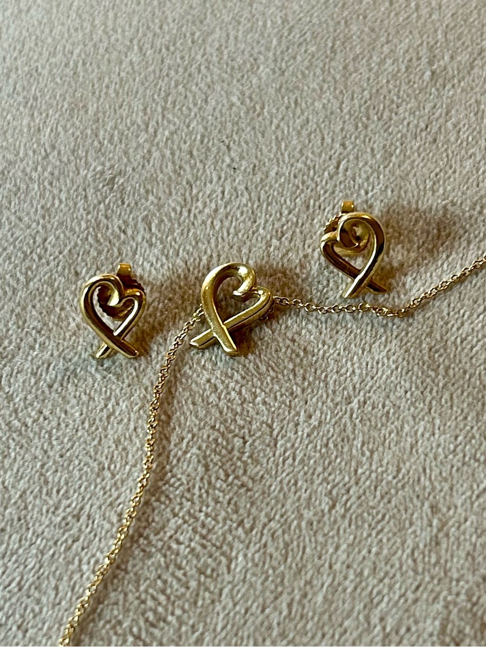 Tiffany & Co. Gold Heart Necklace and Earrings Set